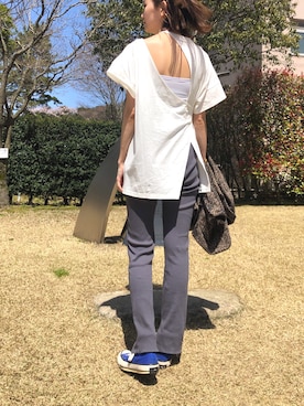 「EARIH（アーリ）のアイテム（パンツ）」を使った、mioさん（レディース・166cm）の春コーディネート