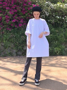 「EARIH（アーリ）のアイテム（パンツ）」を使った、mioさん（レディース・166cm）の春コーディネート