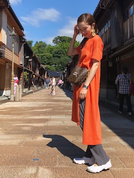 「EARIH（アーリ）のアイテム（パンツ）」を使った、mioさん（レディース・165cm）の夏コーディネート