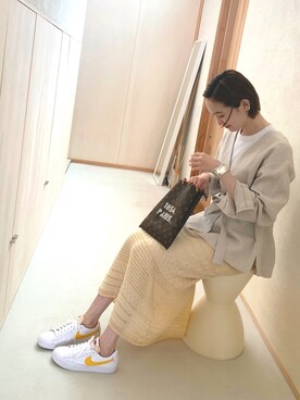 「おうちスタイル」｜「アイテム（ノーカラージャケット）」を使った、mioさん（レディース・166cm）の春コーディネート