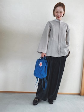 「EARIH（アーリ）のアイテム（パンツ）」を使った、mioさん（レディース・166cm）の秋コーディネート