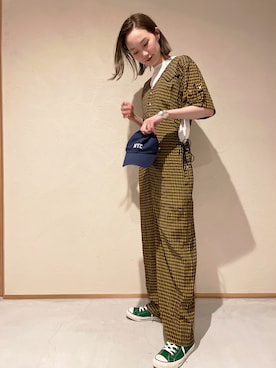 EARIHのオールインワン・サロペットを使った人気ファッション
