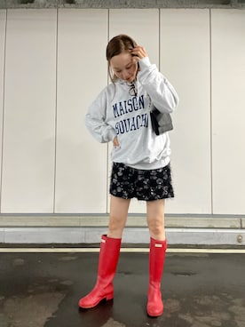 「mignon（ミニョン）のアイテム（スウェット）」を使った、mioさん（レディース・166cm）の春コーディネート