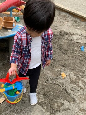 「MIKI HOUSE（ミキハウス）のアイテム（Tシャツ/カットソー、ホワイト系）」を使った、Reiさん（キッズ）の夏コーディネート