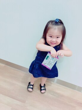 「GAP（ギャップ）のGap ぺプラム デニムジャンパー（ワンピース、ブルー系）」を使った、Otooo♪さん（キッズ・80cm）の夏コーディネート