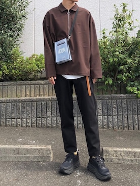 「JUNRED（ジュンレッド）のアイテム（ショルダーバッグ）」を使った、えーきち【62kg】さん（メンズ・169cm）の秋コーディネート