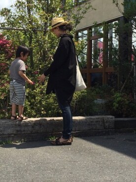 「ビッグシャツ」｜「アイテム（モカシン/デッキシューズ）」を使った、パン子さん（レディース・172cm）の冬コーディネート