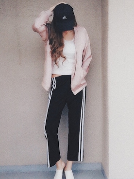 「FOREVER 21（フォーエバー トゥエンティーワン）のアイテム（ジャケット/アウター、ピンク系）」を使った、桧山えり梛さん（レディース・175cm）の春コーディネート