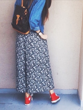 「VINTAGE（ヴィンテージ）のアイテム（バックパック/リュック、ブラウン系）」を使った、桧山えり梛さん（レディース・175cm）の夏コーディネート