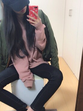 「GRL（グレイル）のビッグシルエット中綿入りMA-1ブルゾン（ブルゾン、グリーン系）」を使った、桧山えり梛さん（レディース・175cm）の春コーディネート