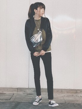 「GRL（グレイル）のカットオフストレッチスキニーパンツ（その他パンツ）」を使った、桧山えり梛さん（レディース・174cm）の冬コーディネート