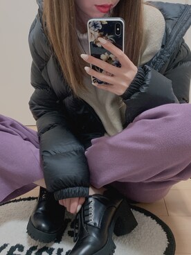 「GRL（グレイル）のタートルネックワイドニットトップス（ニット/セーター、ベージュ系）」を使った、桧山えり梛さん（レディース・175cm）の春コーディネート