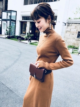 「ALTROSE（アルトローズ）のアイテム」を使った、ALTROSE_officialさん（レディース・161cm）の秋コーディネート