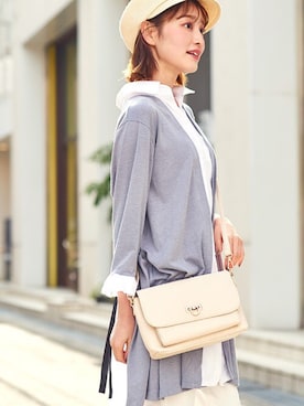 「ALTROSE（アルトローズ）のアイテム」を使った、ALTROSE_officialさん（レディース・161cm）の冬コーディネート