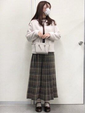 「ALTROSE（アルトローズ）のアイテム」を使った、ALTROSE_officialさん（レディース・163cm）の冬コーディネート