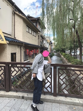 「UNIQLO（ユニクロ）のハイライズワイドストレートジーンズ（デニムパンツ）」を使った、ささん（レディース・167cm）の秋コーディネート