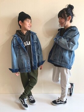 「やっぱりストリートが好き」｜「アイテム（デニムジャケット）」を使った、R♡Sさん（キッズ・137cm）の秋コーディネート