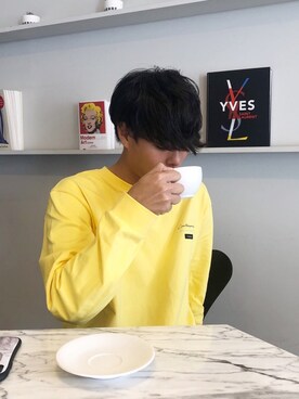 「ANDERSSON BELL（アンダースンベル）のアイテム（Tシャツ/カットソー）」を使った、eiseiiwamiさん（メンズ・174cm）の春コーディネート