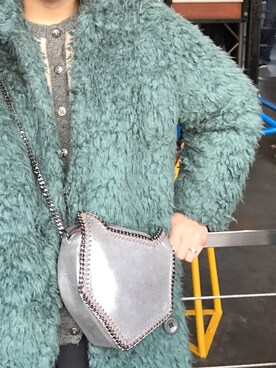 「ネコ」｜「アイテム（その他アウター）」を使った、mikaさん（レディース・164cm）の冬コーディネート