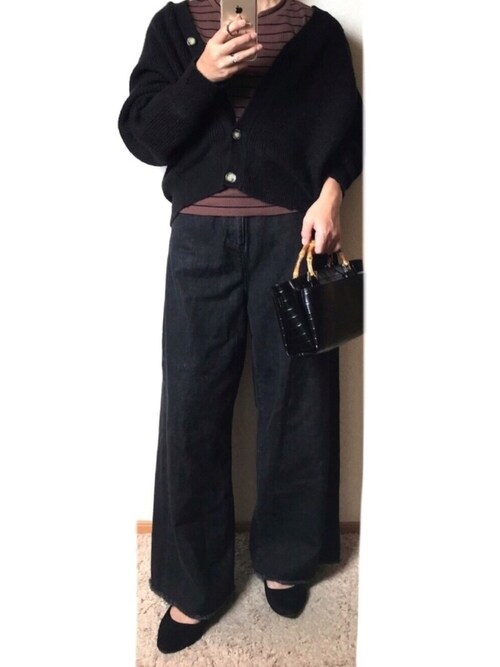 この秋冬に着たい 定番アイテムの黒パンツを使用した 大人めレディースコーデ Unisize ユニサイズ