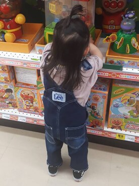 「BUDDY Lee（バディーリー）のアイテム（パンツ）」を使った、miuさん（キッズ・90cm）の春コーディネート