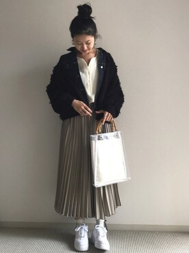 yukariさんの「S シャドウストライプ プリーツスカート」を使ったコーディネート