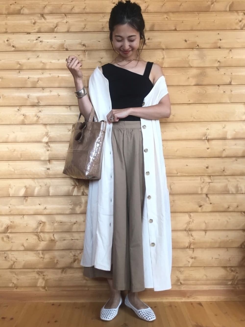 「chacocloset、チャコクローゼット、アントマリーズ、auntmarie's 、Roomy's(Roomy's)、ワンショルダー、アシメタンクトップ、アシンメトリー」｜「Aunt Marie'sのAUNT MARIE'S アシンメトリータンクトップ（タンクトップ、ブラック系）」を使った、yukariさん（レディース・168cm）の夏コーディネートの1枚目の写真