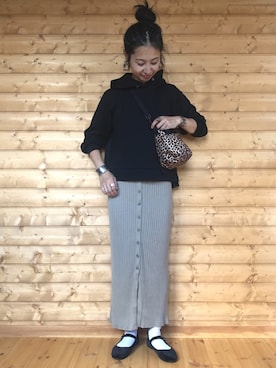 「リップスター」｜「アイテム（腕時計）」を使った、yukariさん（レディース・168cm）の秋コーディネート