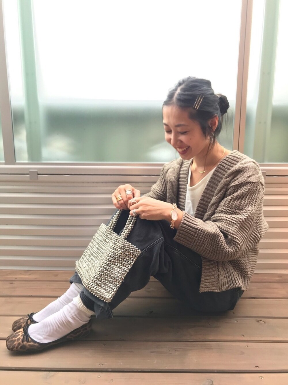 「サニーレーベル、SonnyLabel、カルバンクライン、Calvin Klein、ckwjzozo、ck、ckminute、fashion、ケーブルニット」｜「URBAN RESEARCH Sonny Labelのケーブルガウンニット（カーディガン/ボレロ、ブラウン系）」を使った、yukariさん（レディース・168cm）の秋コーディネートの1枚目の写真