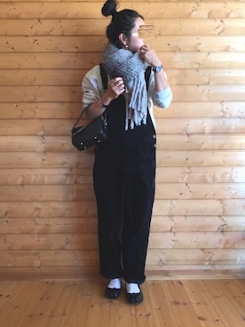 「petitcro（プティクロ）のpetitcro  ワイドバングル PCKB1901001（バングル/リストバンド）」を使った、yukariさん（レディース・168cm）の秋コーディネート