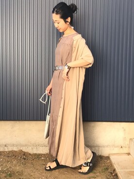 「petitcro（プティクロ）のpetitcro  ワイドバングル PCKB1901001（バングル/リストバンド）」を使った、yukariさん（レディース・168cm）の春コーディネート