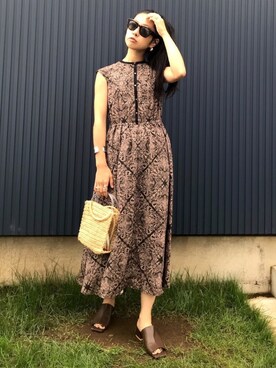 「petitcro（プティクロ）のpetitcro  ワイドバングル PCKB1901001（バングル/リストバンド）」を使った、yukariさん（レディース・168cm）の夏コーディネート