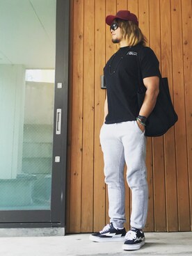 「CHESWICK（チェスウィック）のアイテム」を使った、棚橋弘至さん（メンズ・181cm）の夏コーディネート