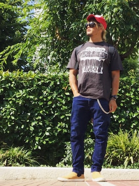 「ROLLING CRADLE（ローリングクレイドル）のアイテム（Tシャツ/カットソー）」を使った、棚橋弘至さん（メンズ・181cm）の夏コーディネート