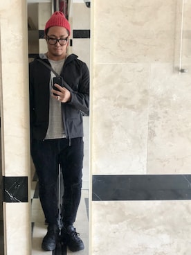 「Saturdays NYC（サタデーズ ニューヨークシティ ）のアイテム（マウンテンパーカー）」を使った、棚橋弘至さん（メンズ・181cm）の秋コーディネート
