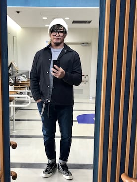 「アイラブCONVERSE」｜「アイテム（スウェット）」を使った、棚橋弘至さん（メンズ・181cm）の冬コーディネート