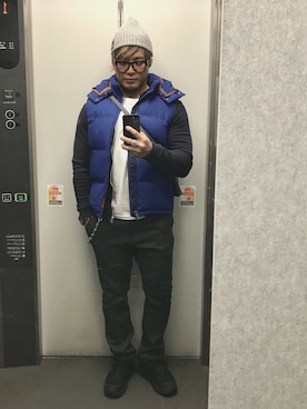 「A.P.C.（アーペーセー）のアイテム（スウェット）」を使った、棚橋弘至さん（メンズ・181cm）の冬コーディネート