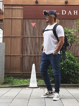 「FILSON（フィルソン）のアイテム（キャップ）」を使った、棚橋弘至さん（メンズ・181cm）の夏コーディネート