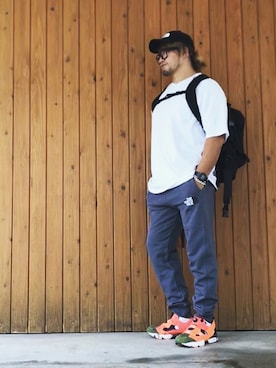 「アイテム（バックパック/リュック）」を使った、棚橋弘至さん（メンズ・181cm）の秋コーディネート