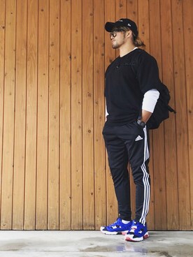 「Saturdays NYC（サタデーズ ニューヨークシティ ）のアイテム（スウェット）」を使った、棚橋弘至さん（メンズ・181cm）の秋コーディネート