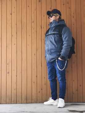 「FILSON（フィルソン）のアイテム（キャップ）」を使った、棚橋弘至さん（メンズ・181cm）の冬コーディネート