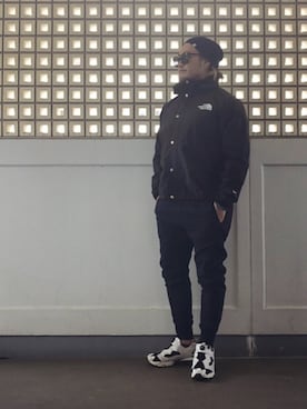 「FLISTFIA（フリストフィア）のアイテム」を使った、棚橋弘至さん（メンズ・181cm）の春コーディネート