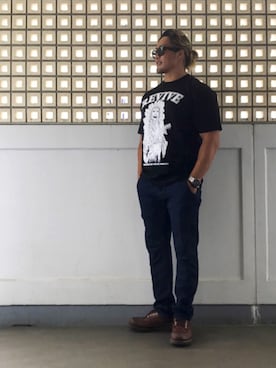 「STEVENSON OVERALL CO.（スティーブンソンオーバーオール）のアイテム（デニムパンツ）」を使った、棚橋弘至さん（メンズ・181cm）の夏コーディネート
