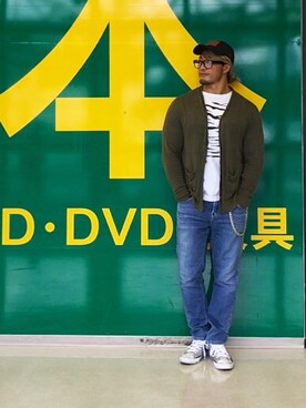 「Saturdays NYC（サタデーズ ニューヨークシティ ）のアイテム（バッグ）」を使った、棚橋弘至さん（メンズ・181cm）の秋コーディネート