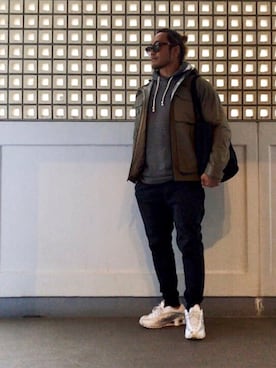 「Aether（-）のアイテム」を使った、棚橋弘至さん（メンズ・181cm）の冬コーディネート