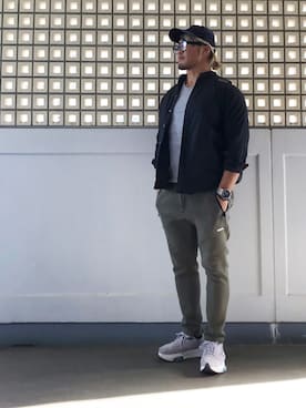 「SOPHNET.（ソフネット）のアイテム（キャップ）」を使った、棚橋弘至さん（メンズ・181cm）の春コーディネート