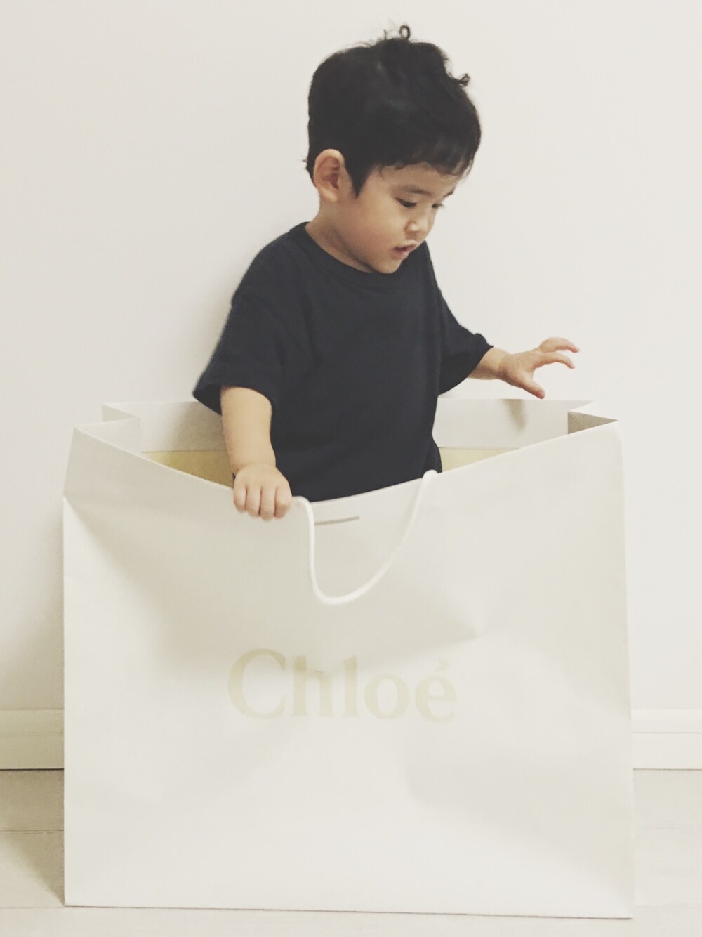 「giftforyou」｜「Championのアイテム（Tシャツ/カットソー、ブラック系）」を使った、Maruさん（キッズ・90cm）の夏コーディネートの1枚目の写真