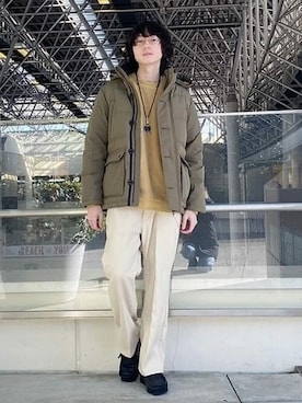 「アイテム（スウェット、ゴールド系）」を使った、B:MING by BEAMS MENさん（メンズ・186cm）の冬コーディネート