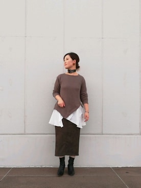 「アシンメトリー」｜「アイテム（財布/小物）」を使った、AKIさん（レディース・160cm）の秋コーディネート