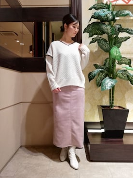 「春カラー」｜「アイテム（ブーティ）」を使った、AKIさん（レディース・160cm）の冬コーディネート